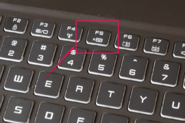 如何在笔记本电脑触摸板无法正常工作时，用5种方法排除故障