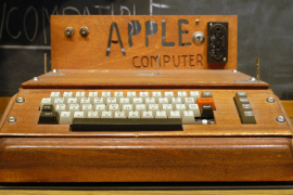 7 historických Apple produktů, které jsou dnes cenné