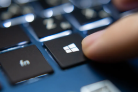 Jak zakázat vestavěnou klávesnici notebooku v systému Windows